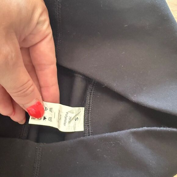 Halara High Waisted Back Flare Yoga Leggings  size small - Picture 3 of 5